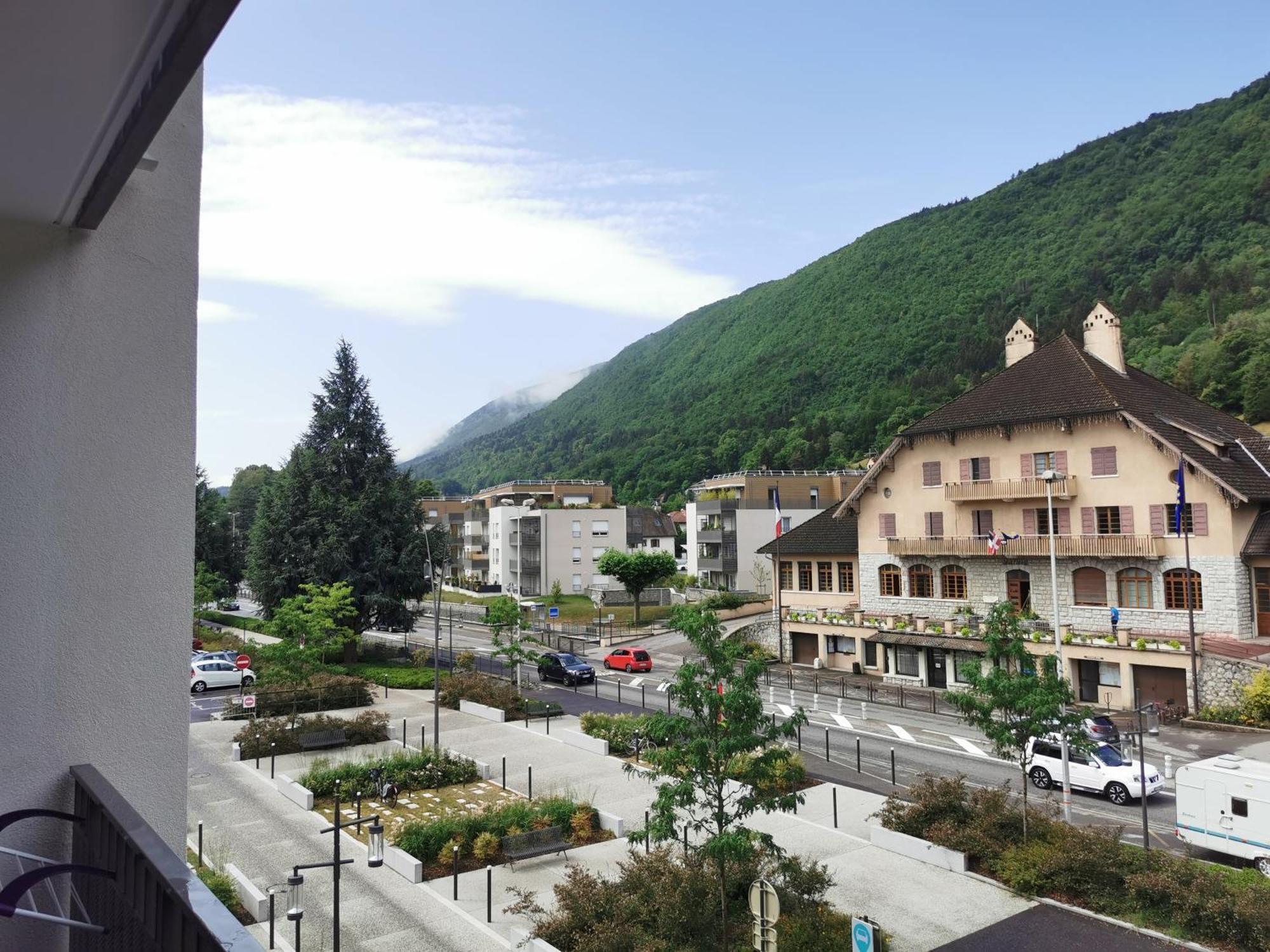Semnoz & Lac - Wifi - Parking - Netflix - Balcon - Centre-Ville Sévrier Esterno foto